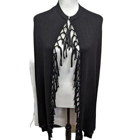 Chicos Cape One size black Cotton Rayon Nylon Feels Like Wool EUC. Slits Hands - Picture 1 of 6